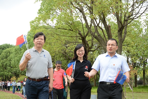 1570692059448305.jpg 6677.jpg